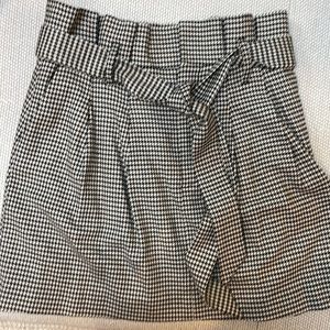Alice and Olivia mini houndstooth skirt